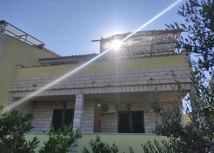 With Parking Space Kanica, - 19968 * Rogoznica (Sibenik-Knin)